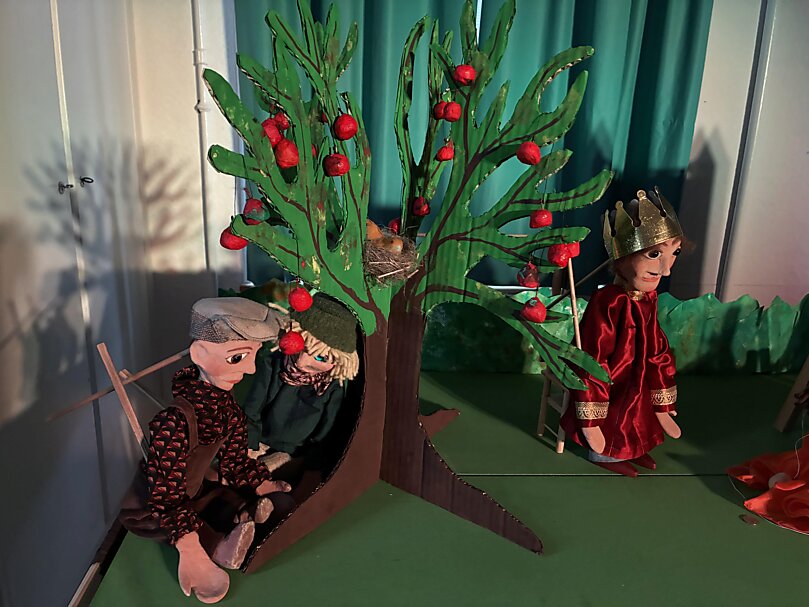 Figuren und Kulisse